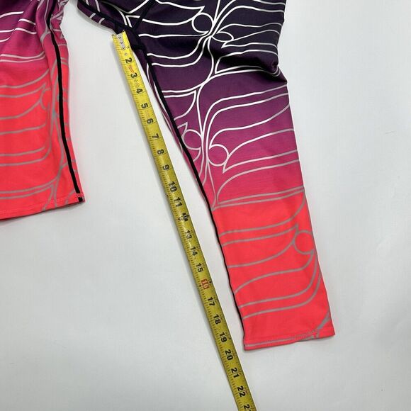 Fabletics Leggings Sz S Define PowerHold Capri Pop Coral Reflective Ombre Purple - Picture 7 of 10